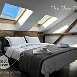 Apartment пространства за гости синият час - The Glass Moon *