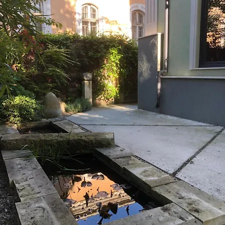 Διαμέρισμα пространства за гости синият час - The Glass Moon Ρούσε