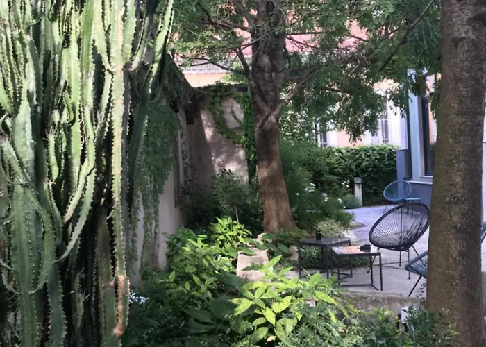 Daire пространства за гости синият час - The Glass Moon *