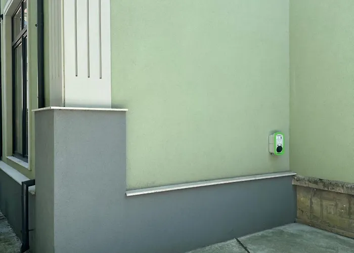 пространства за гости синият час - The Glass Moon Daire Rusçuk