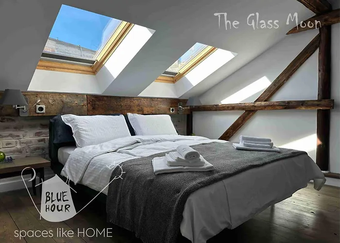 Daire пространства за гости синият час - The Glass Moon *