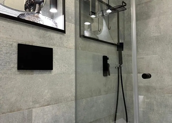 пространства за гости синият час - The Glass Moon Daire Rusçuk